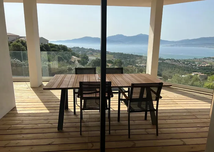 Loca * Porticcio (Corsica)